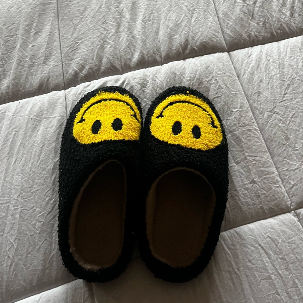 Preppy Yellow Smiley Face Slippers